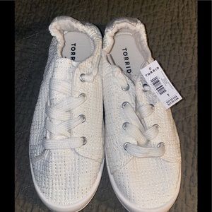 Torrid size 7w shoes